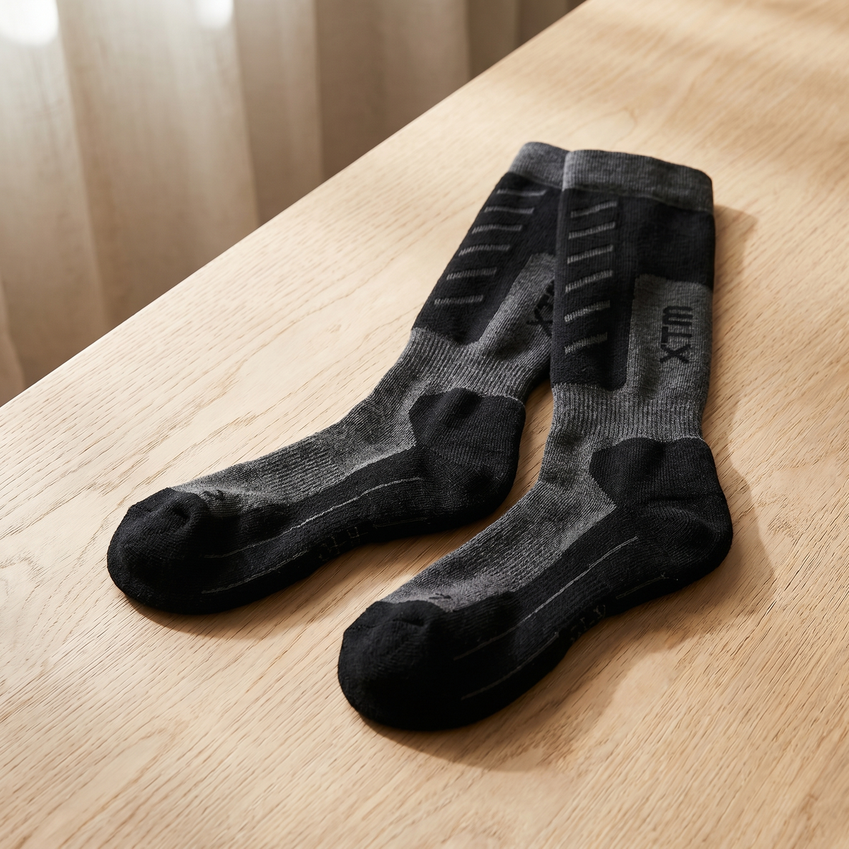 Unisex Merino Wool Snowboard Socks | Technical Winter Knee-High Socks with Zoned Cushioning