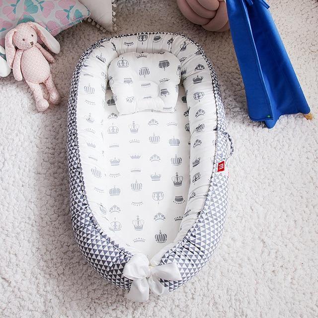Unisex Portable Baby Lounger & Snuggle Nest