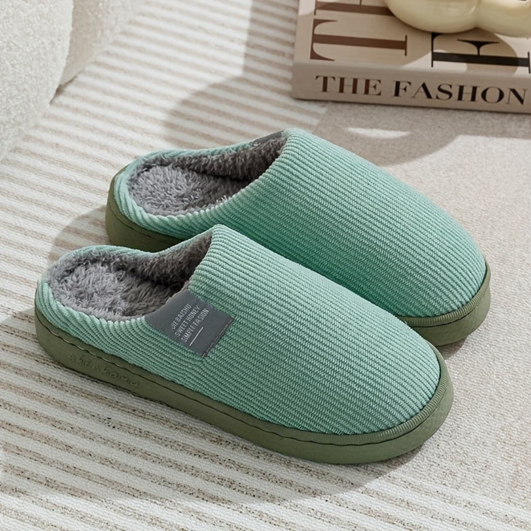Unisex Thermal Indoor Slippers with Warm Non-Slip Design