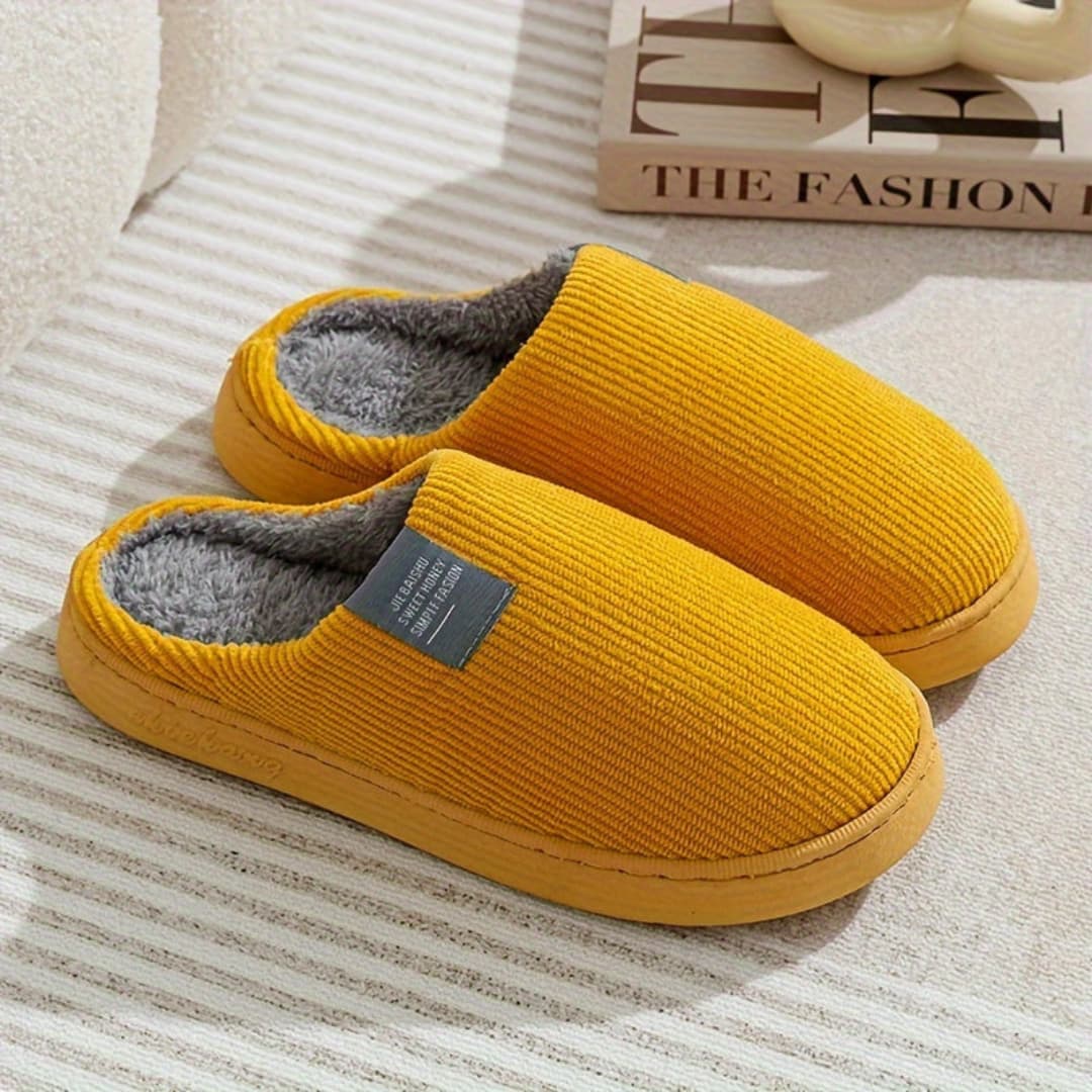 Unisex Thermal Indoor Slippers with Warm Non-Slip Design