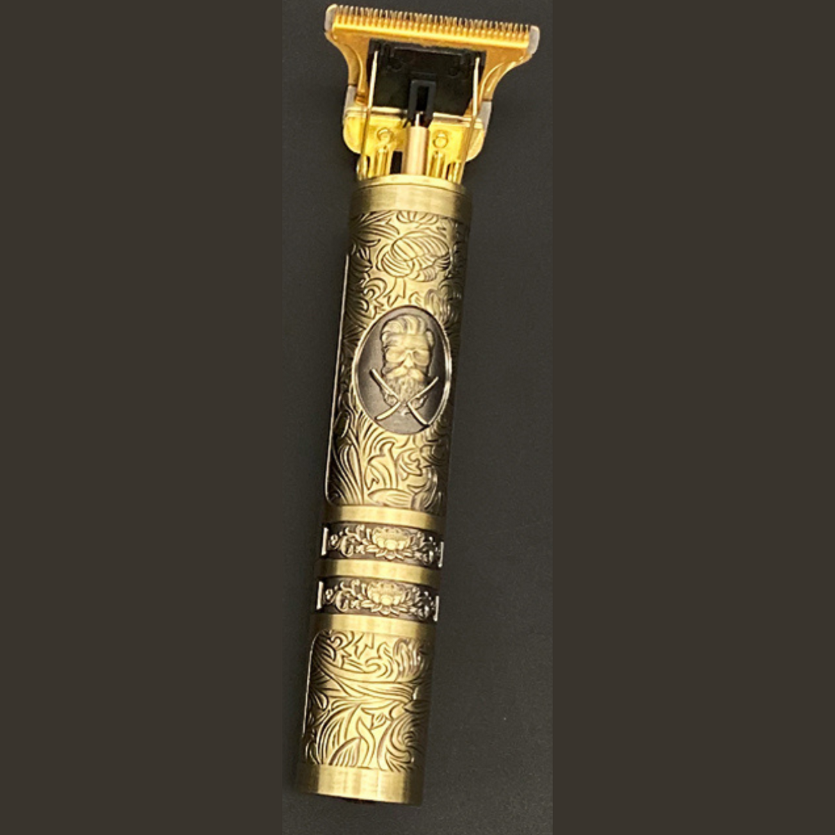 Vintage Skull Hair Trimmer - Rechargeable Incl. Guide Combs