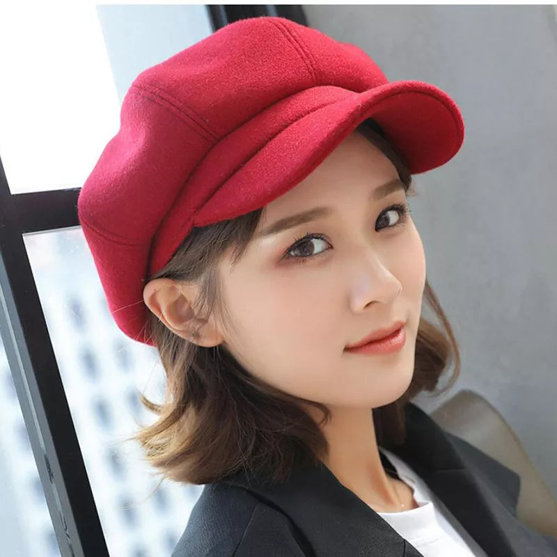 Vintage-Style Cap for Winter Comfort
