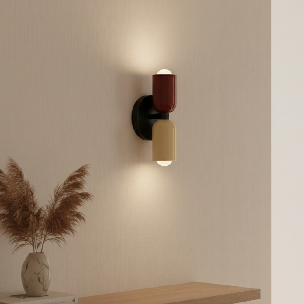 Vintage-Style Dual-Head Wall Light with Adjustable Lights