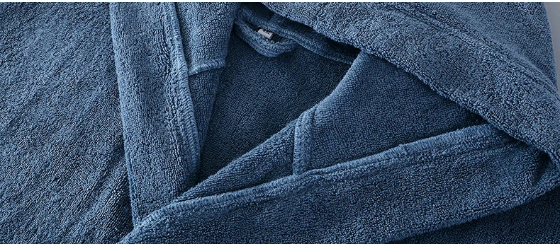 Warm Bathrobe | Luxurious and Warm Bathrobe