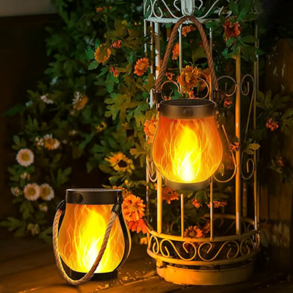 Waterproof Solar Lantern with Flickering Flame Effect – Ideal for Outdoors