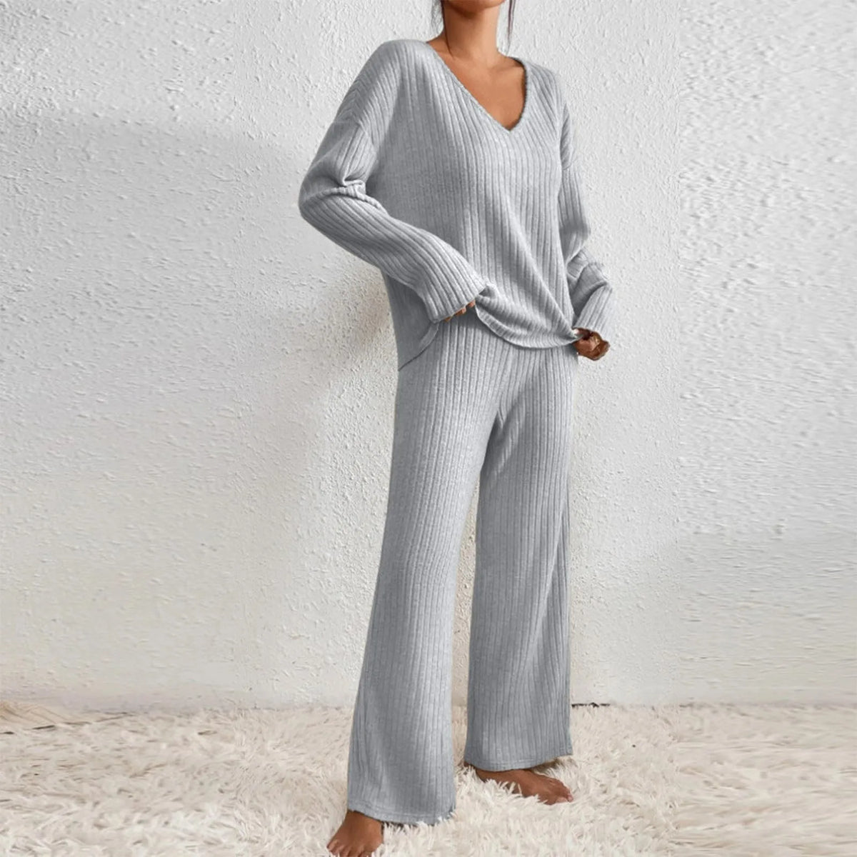 Women's 2-Piece Winter Set with Soft Sweater and Trousers