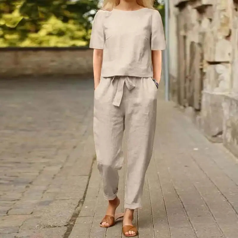 Women's Cropped Two-Piece Set