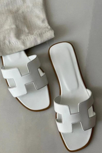 Women's Elegant Flip-Flops - Comfortable Summer Sandals
