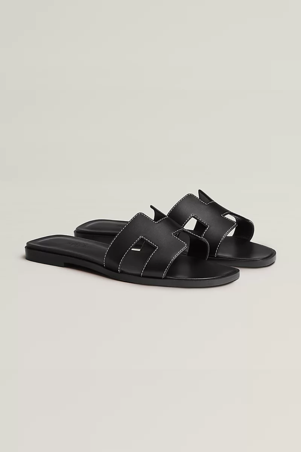 Women's Elegant Flip-Flops - Comfortable Summer Sandals