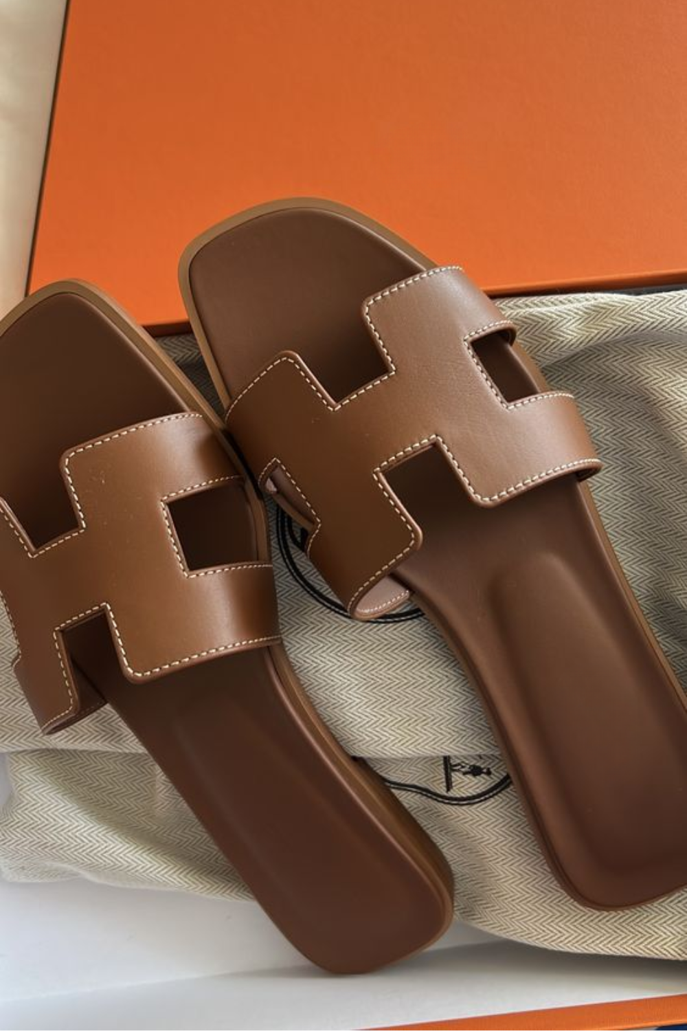 Women's Elegant Flip-Flops - Comfortable Summer Sandals