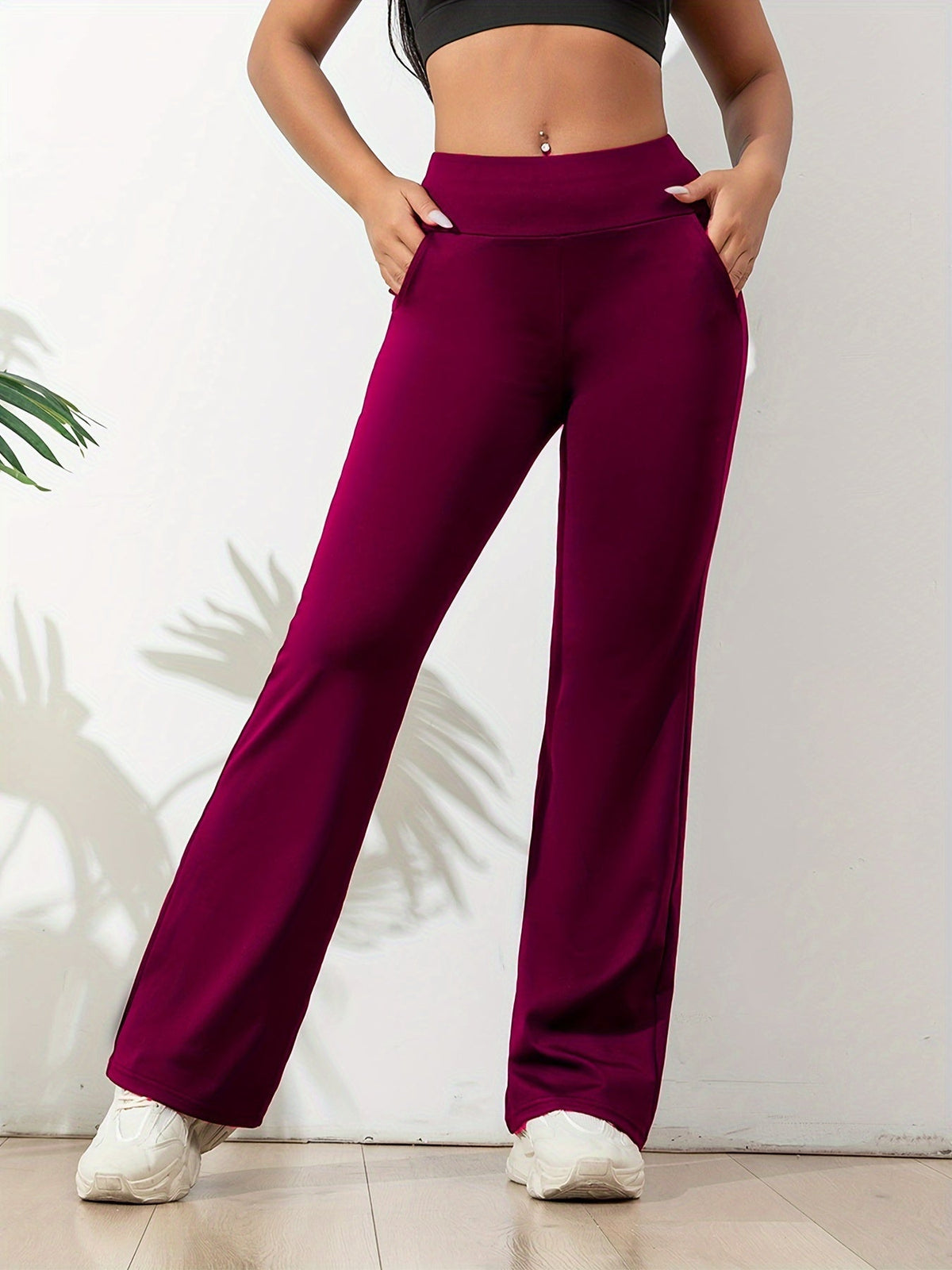 Women's Flared Yoga Pants | Comfort & Style with High Waist and Pockets