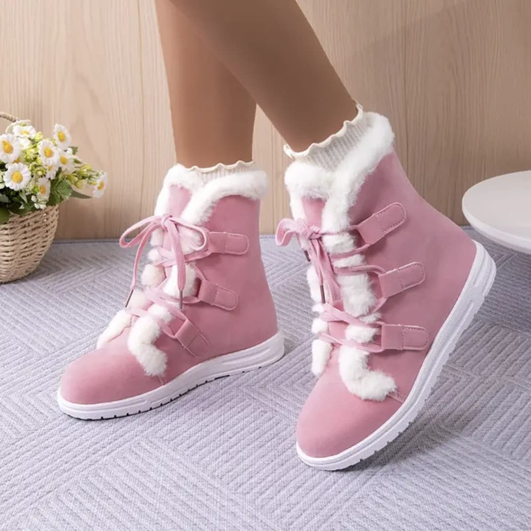 Women's Flat Lace-Up Boots