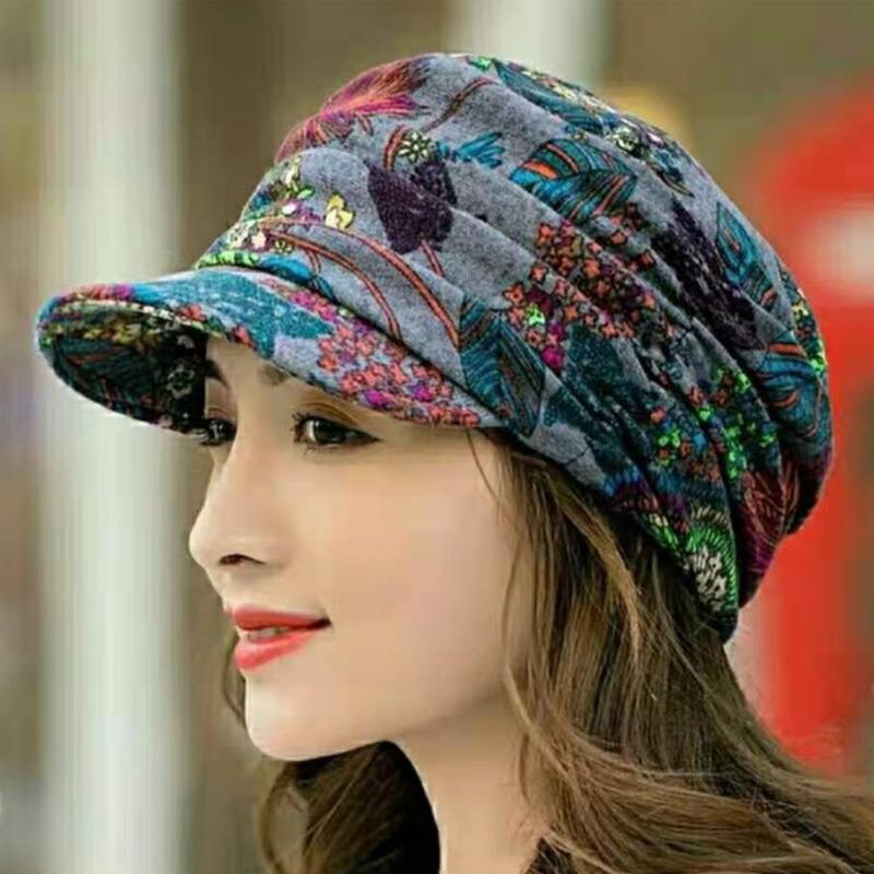 Women's Floral Pleated Short-Brim Cap - Warm and Stylish