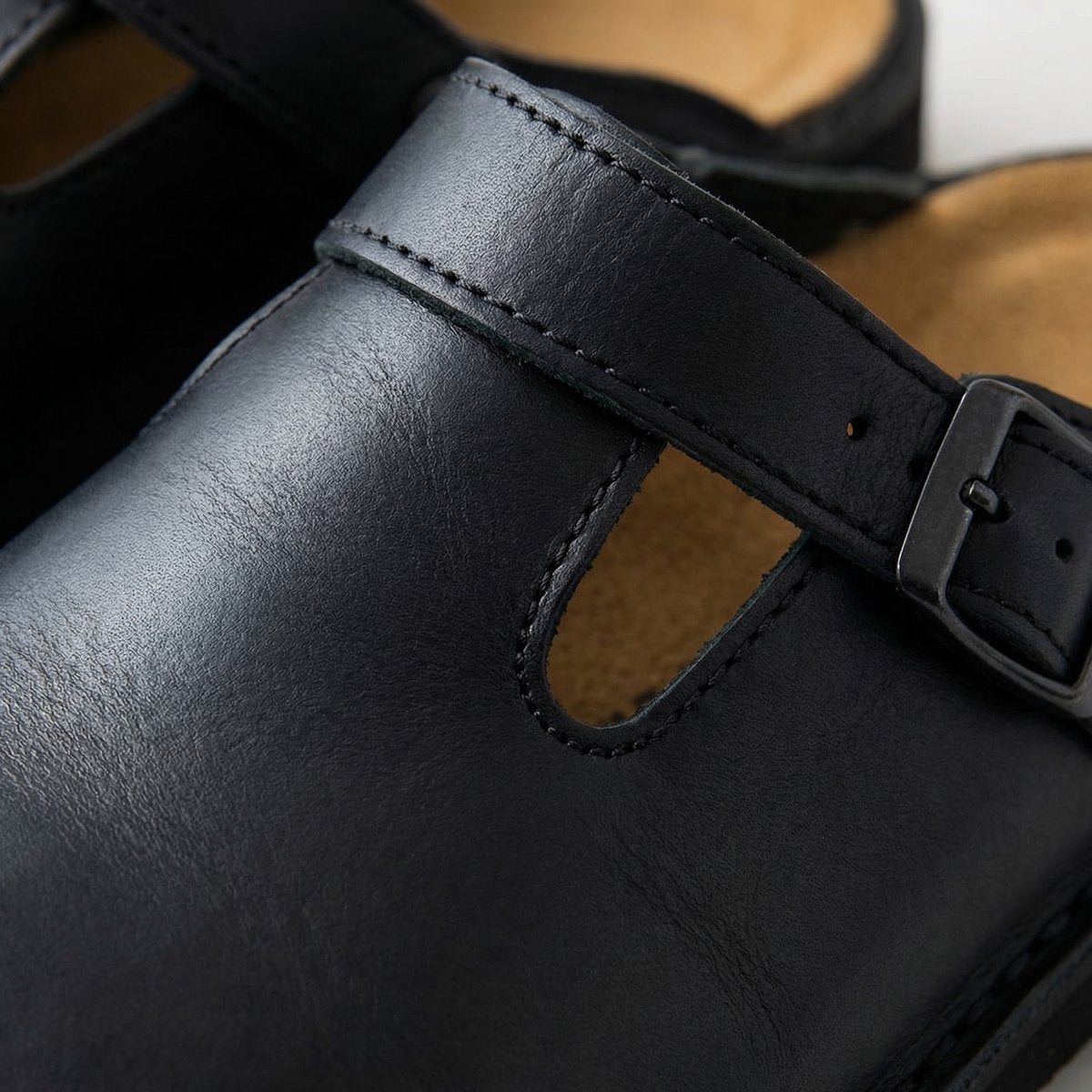 Women's Full-Grain Leather Slip-On Clog Boots
