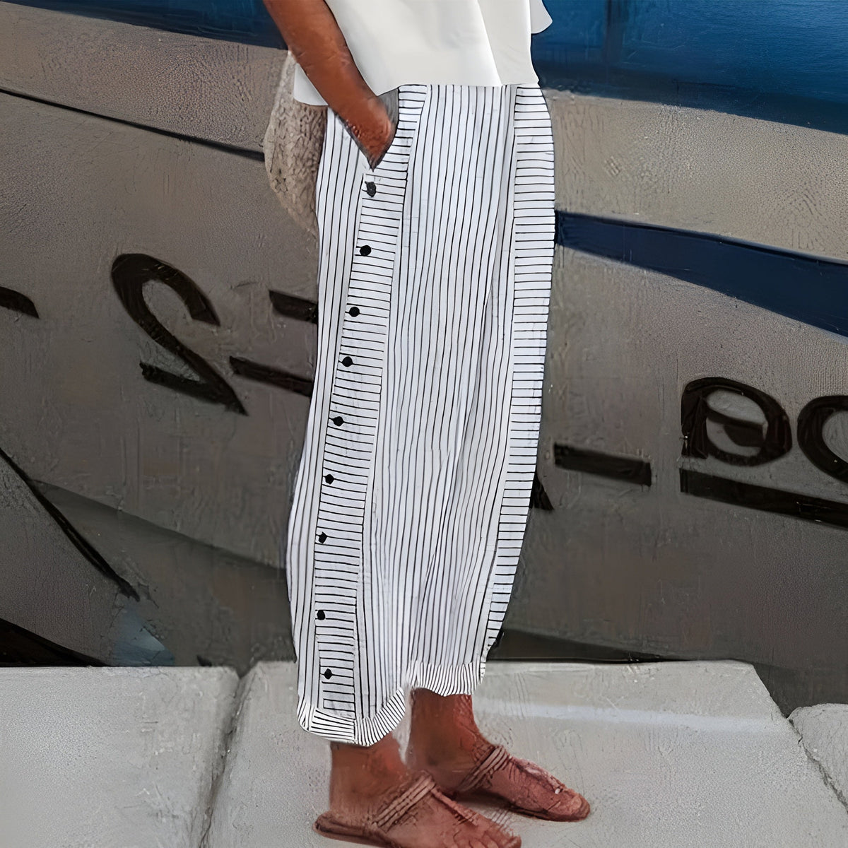 Women's High-Waisted Striped Wide-Leg Pants