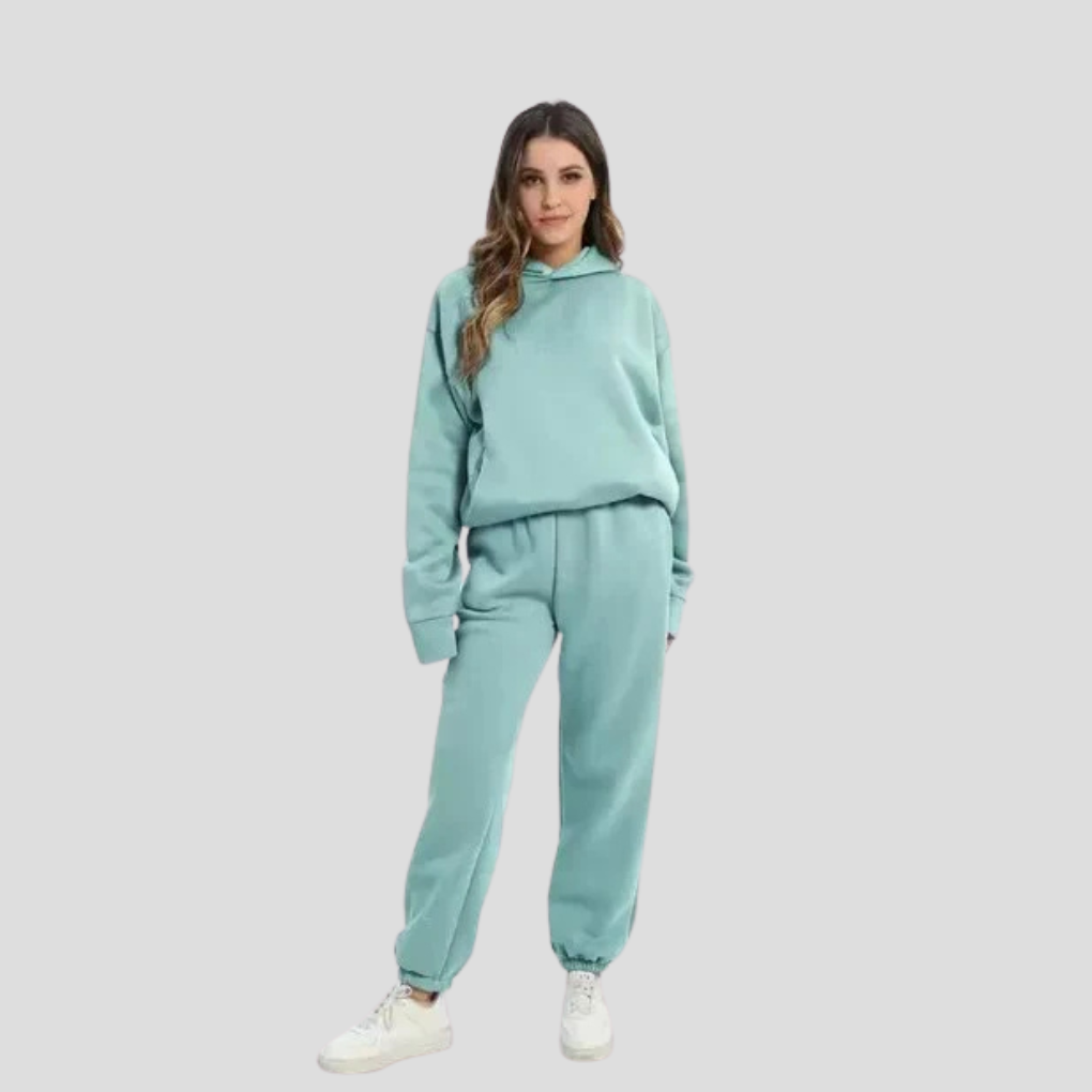 Women's Hoodie and Sweatpants Set – Comfortable Winter Loungewear