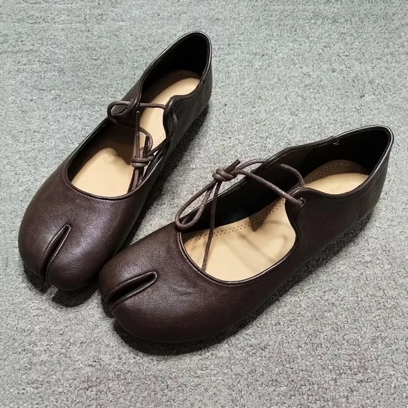 Women's Lace-Up Split-Toe Flats