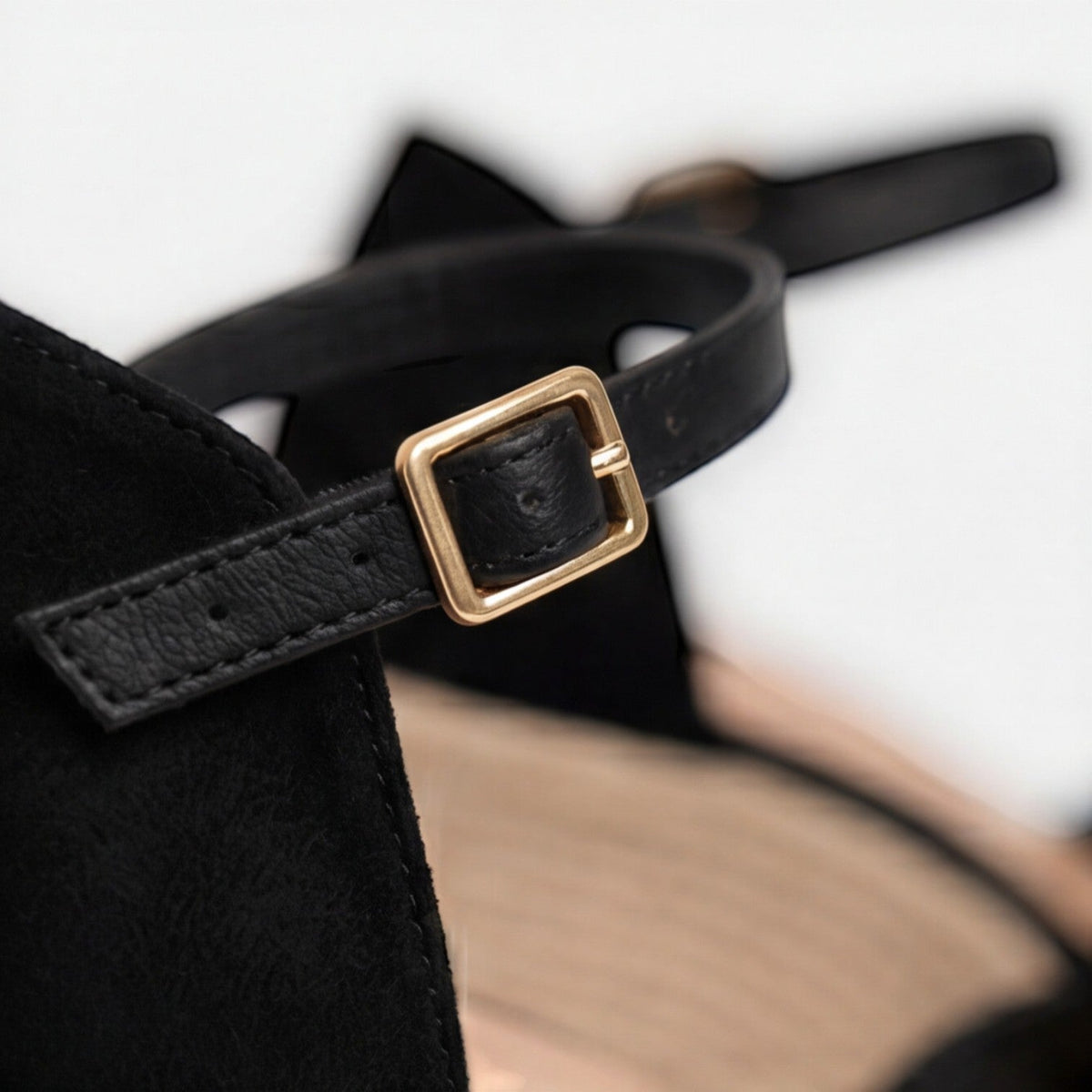 Women's Orthopedic Closed-Toe Wedge Sandals
