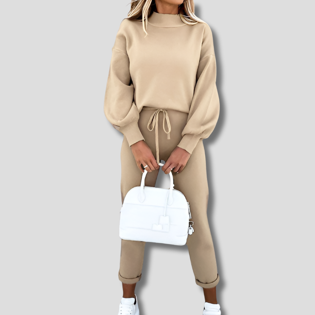 Women's Relaxed Fit Tracksuit Set