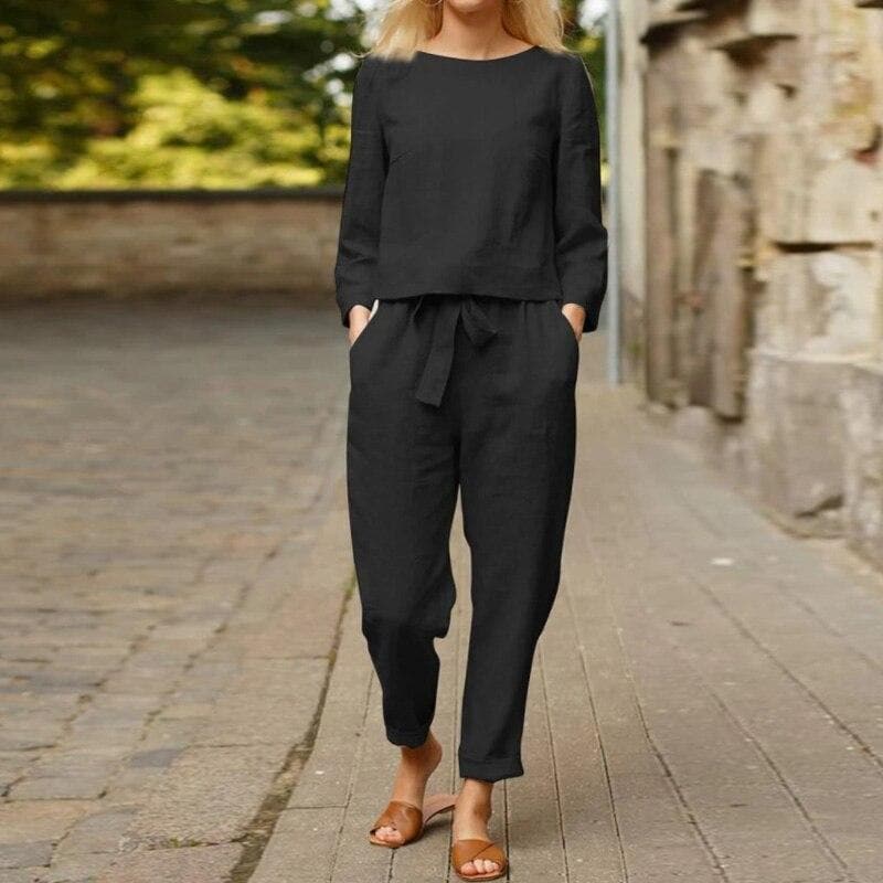 Women's Relaxed-Fit Trousers Set