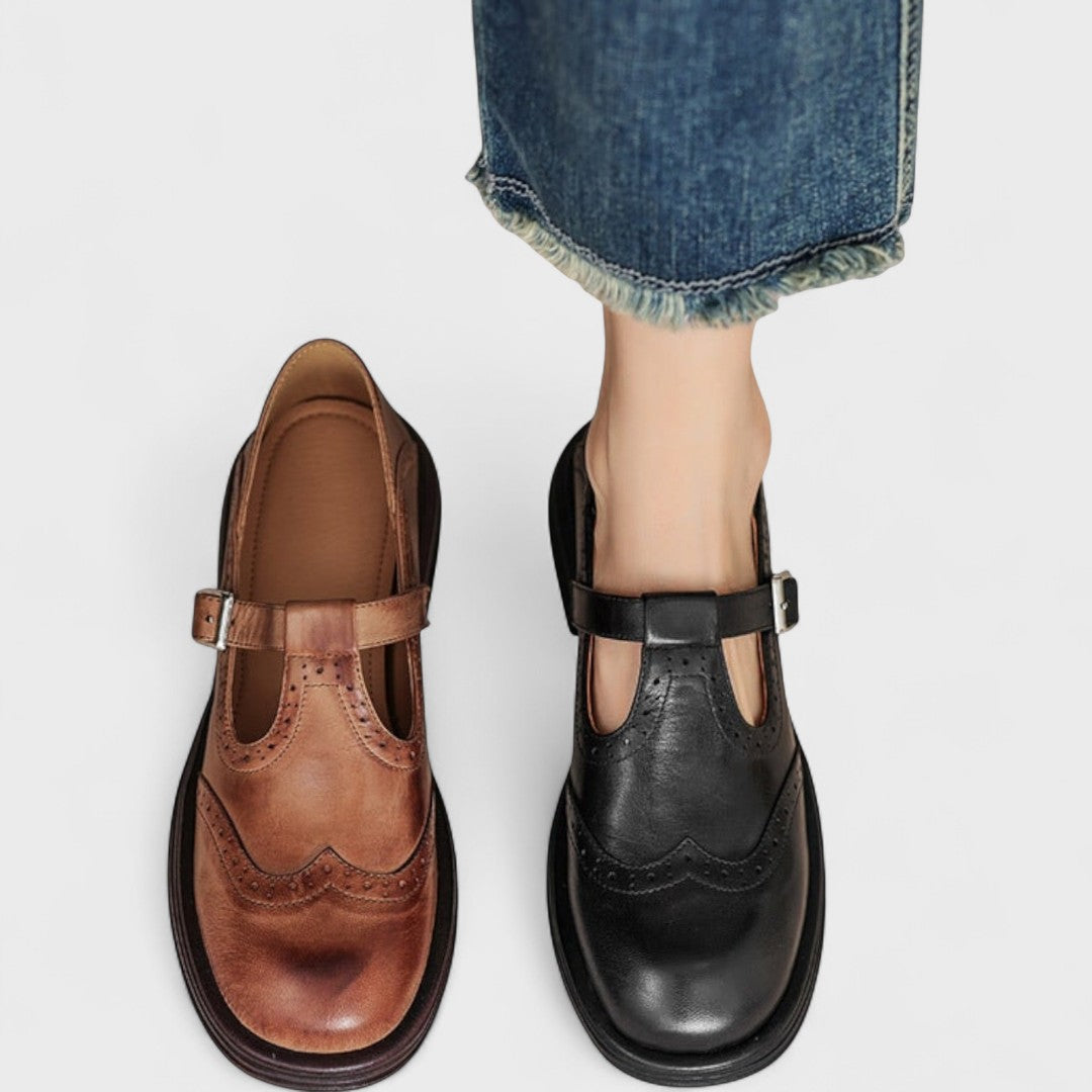 Women's Round Toe Single Strap Wingtip Shoes | Buckle