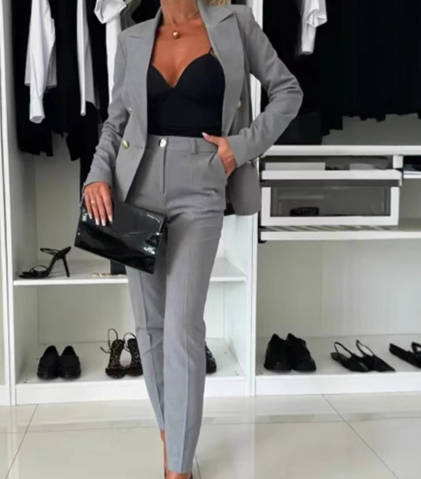 Women's Suit - Blazer and Elegant Slim-Fit Pants