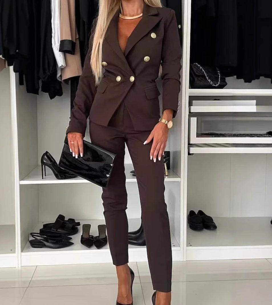 Women's Suit - Blazer and Elegant Slim-Fit Pants