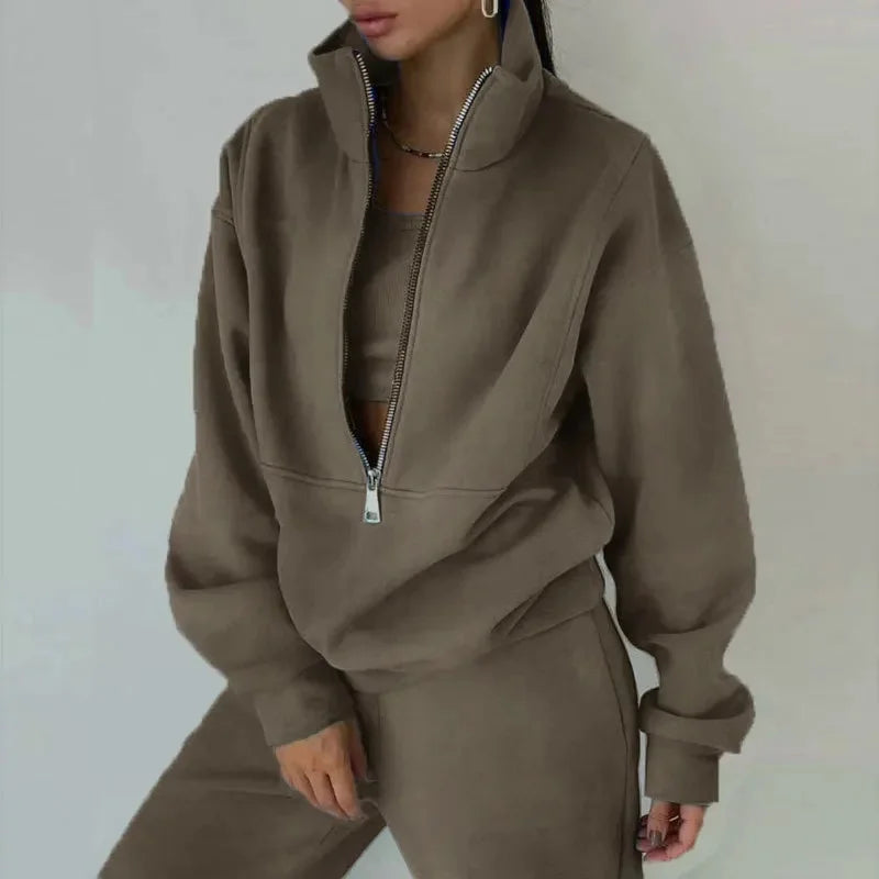 Women's Winter Sweatshirt and Pants Set for Casual and Sports Wear